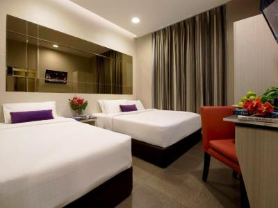 Khách sạn V Bencoolen