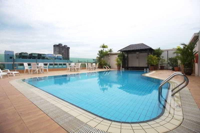 V Bencoolen Khách sạn 4*